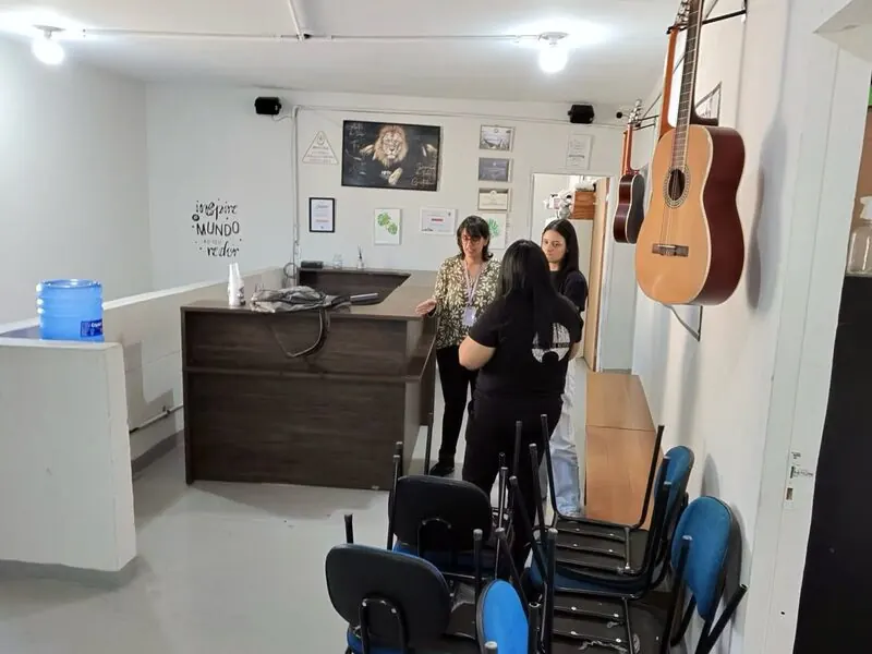 Recepção da sede do Instituto Feirou